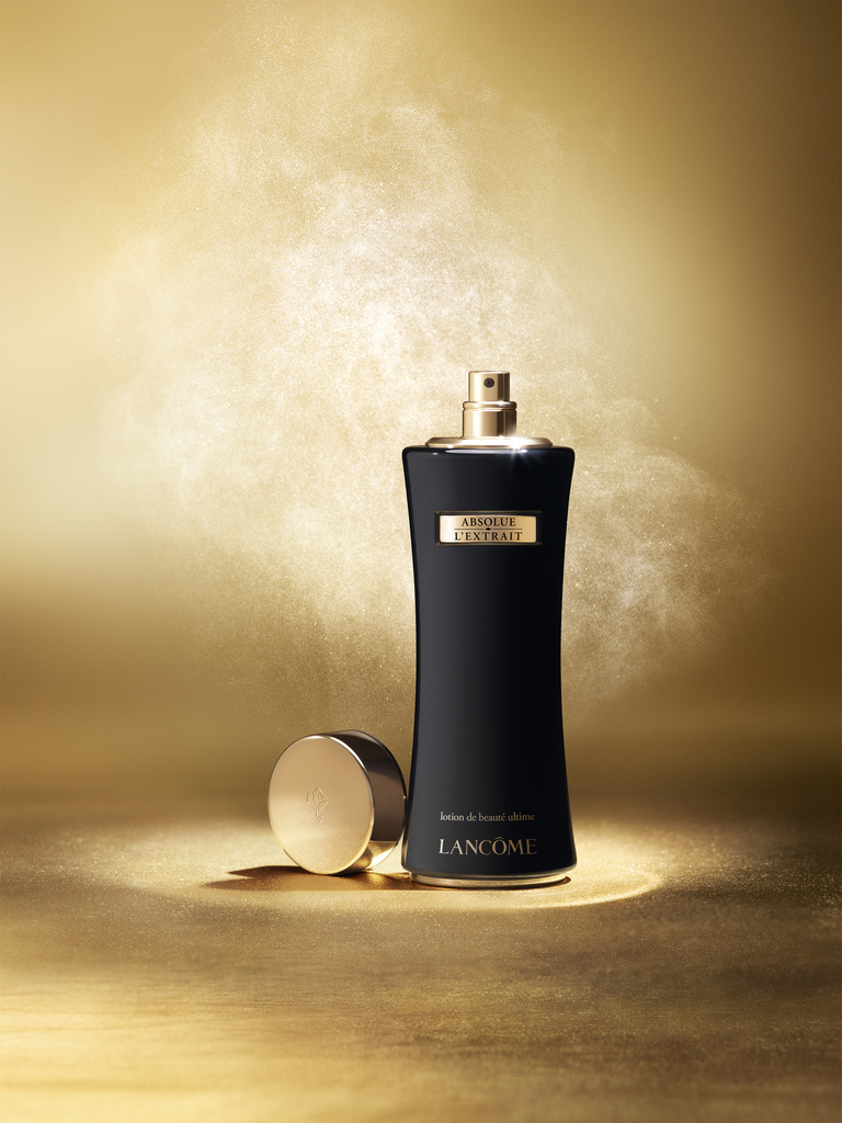 Valerie De Meerleer -  Lancome Absolue l'Extrait